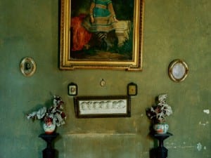 Michael Eastman, Mercedes Table #2, 2002. Digital C-print. Courtesy of Michael Hoppen Contemporary.