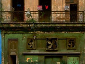 Michael Eastman, Three Fans. Courtesy of Michael Hoppen Contemporary.
