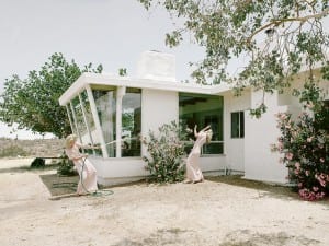 Anja Niemi, The Garden Hose, 2014. From the series Darlene & Me.