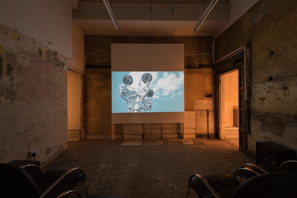 review of the averard hotel cybernetic meadow group show slate projects london