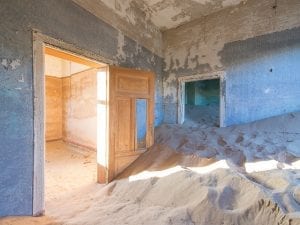 Copyright © Romain Veillon 2018. All rights reserved.