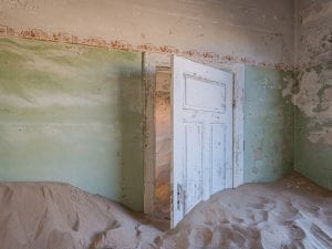 Copyright © Romain Veillon 2018. All rights reserved.