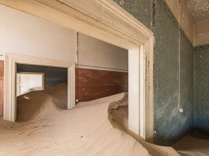 Copyright © Romain Veillon 2018. All rights reserved.