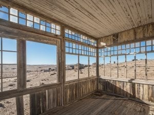 Copyright © Romain Veillon 2018. All rights reserved.