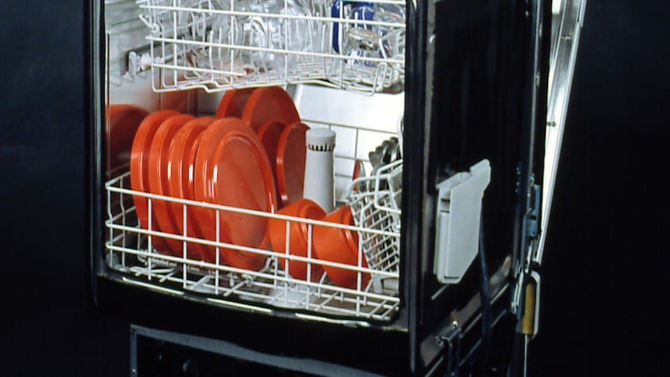 Dismantling the Spectacle